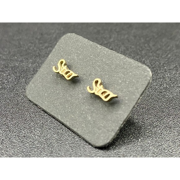 Gold Tone Star Stud Earrings - Picture 2 of 3